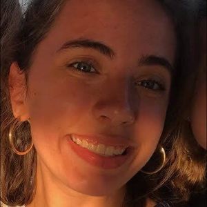 Meet your Posher, Lily